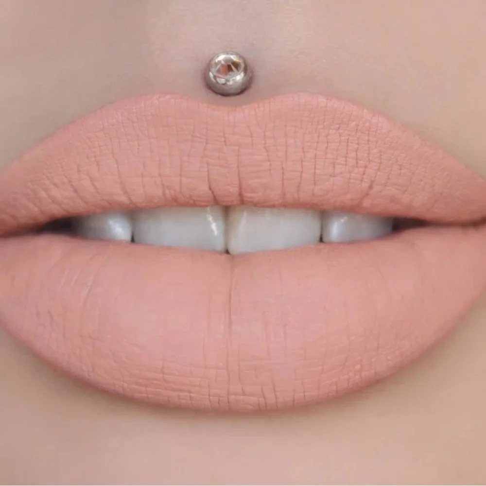 JEFFREE STAR I’m Nude (Peach Nude) Velour Liquid Lipstick